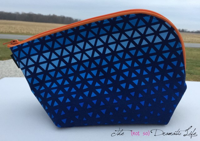 Triangle Print Open Out Box Pouch