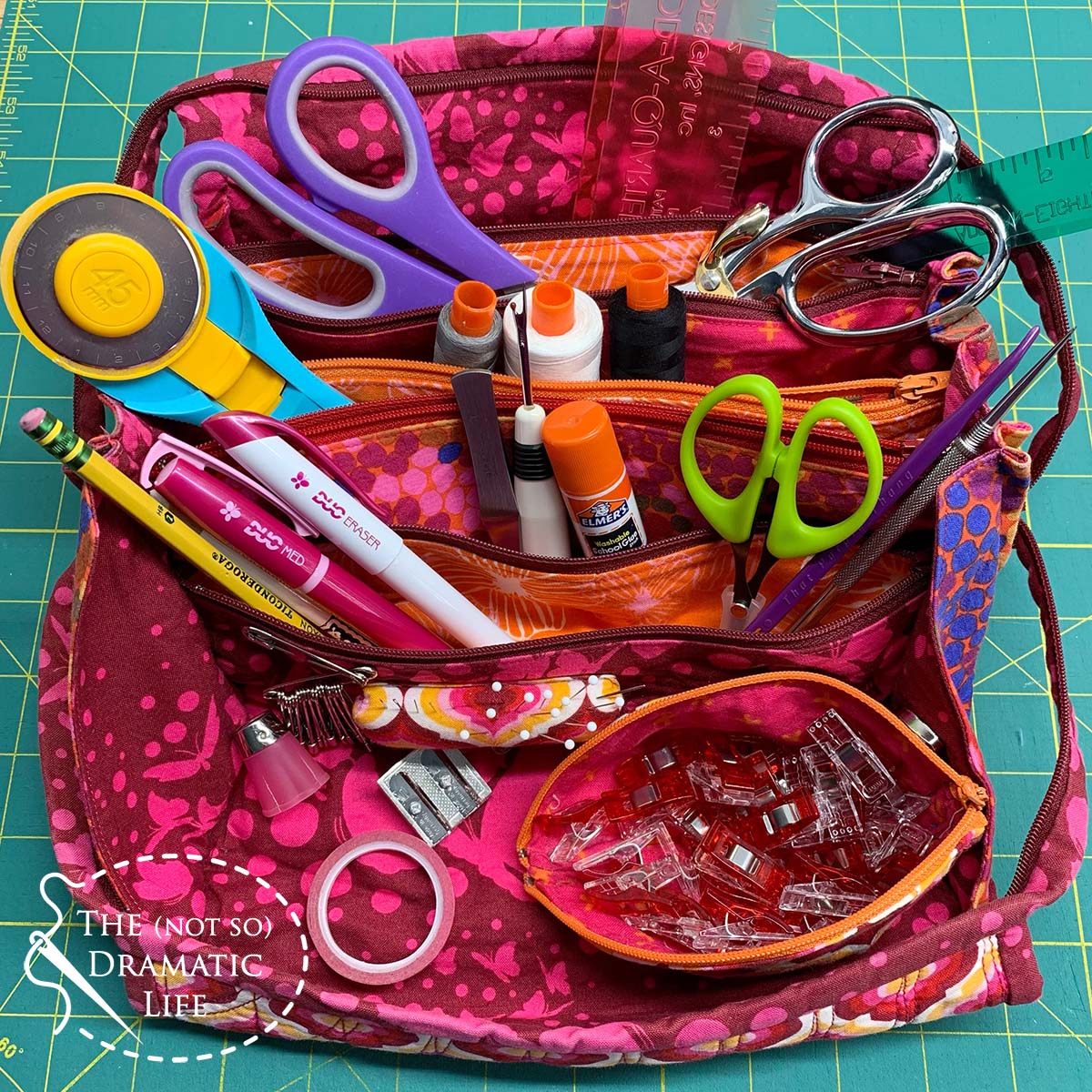 Mini Travel Sewing Kit Multi-function Sewing Box Hand Quilting
