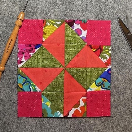 Quilt Concert: First Notes Block 8 – The (not so) Dramatic Life